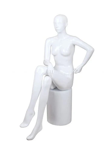 FEMALE MANNEQUNS