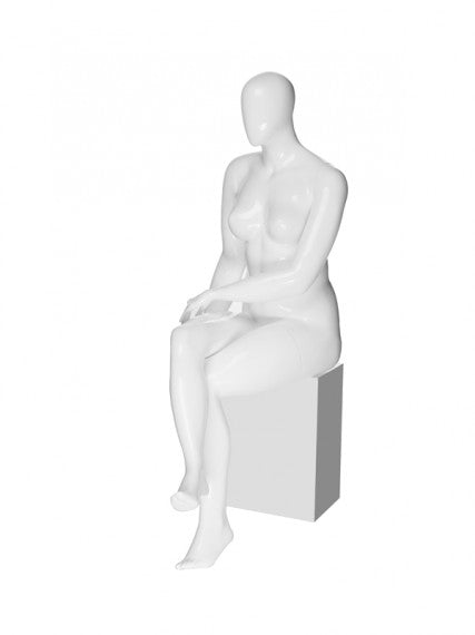 LEGS CROSSED SITTING MANNEQUIN